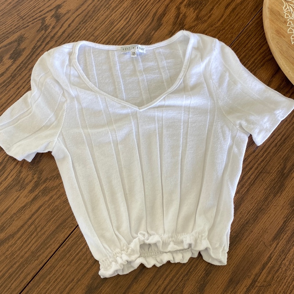 FITZ + EDDI XS white crop top!